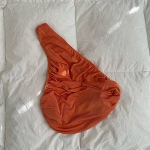 🤍SOLD🤍orange lioness top